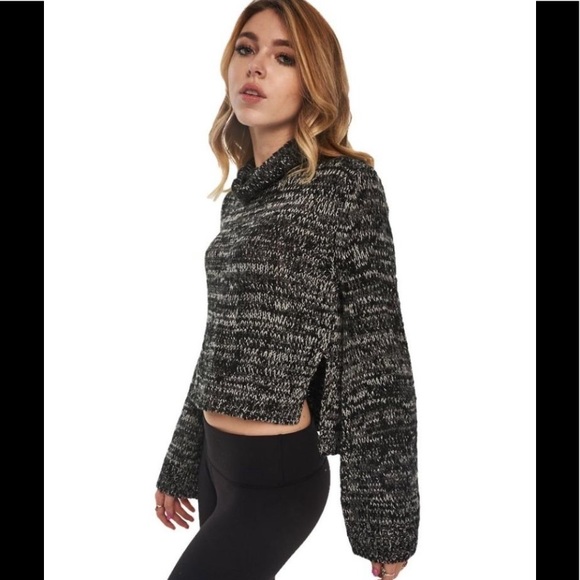 MINKPINK Sweaters - Mink Pink Sweater Top